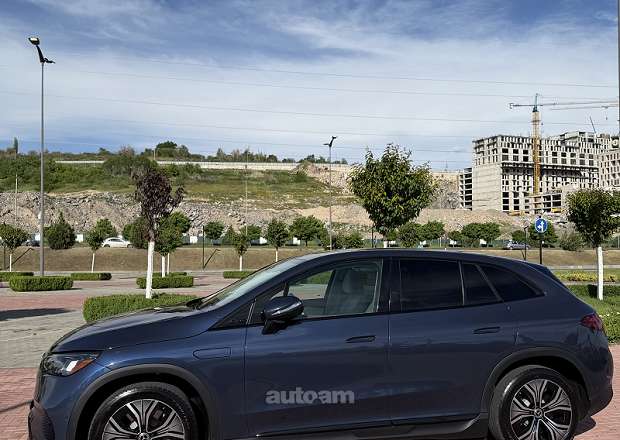 Mercedes-Benz EQE SUV 2023 — լուսանկար 6