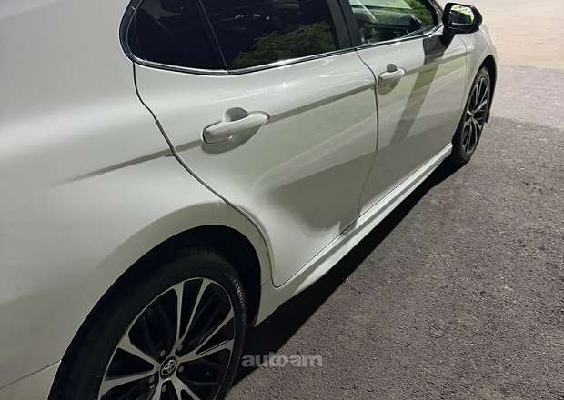 Toyota Camry 2018 — լուսանկար 6