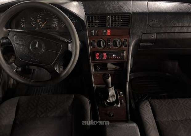Mercedes-Benz C-Class 1995 — լուսանկար 10