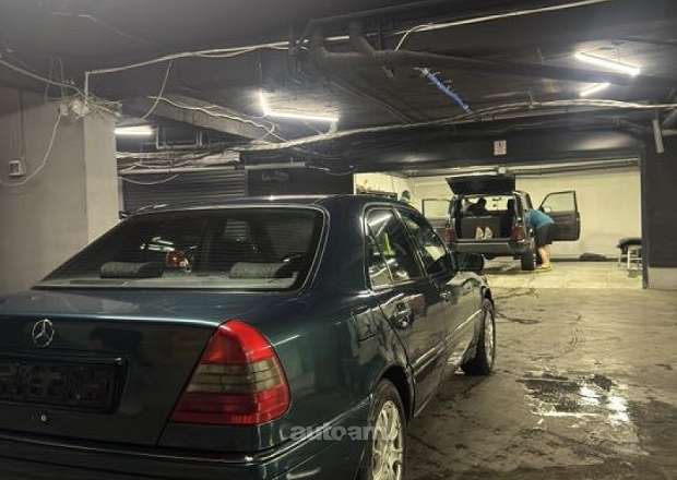 Mercedes-Benz C-Class 1995 — լուսանկար 2
