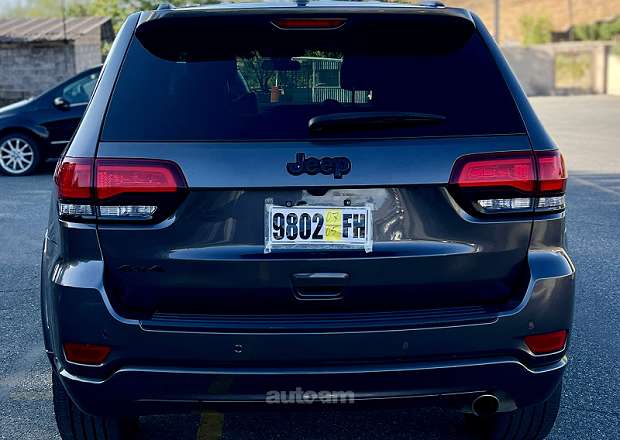 Jeep Grand Cherokee 2021 — photo 4