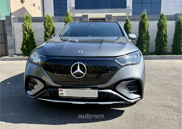 Mercedes-Benz EQE SUV 2023 — լուսանկար 2