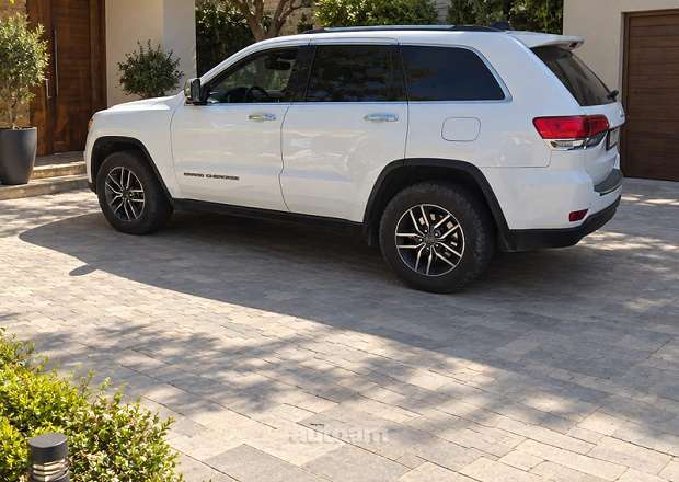 Jeep Grand Cherokee 2019 — լուսանկար 1
