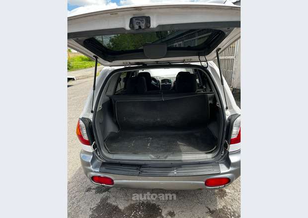 Hyundai Santa Fe 2003 — լուսանկար 7