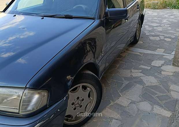 Mercedes-Benz C 200 1997 — photo 3