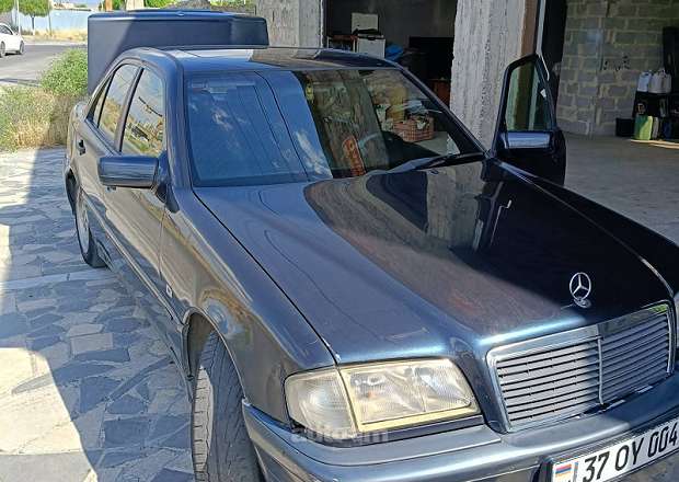Mercedes-Benz C 200 1997 — photo 2