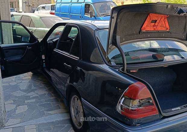 Mercedes-Benz C 200 1997 — photo 5