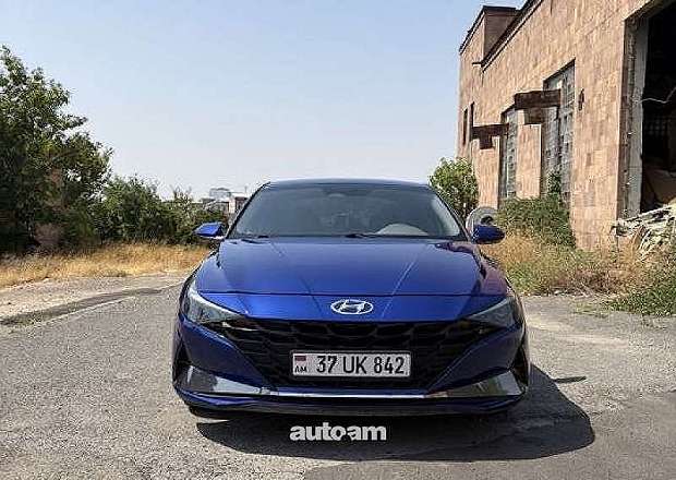Hyundai Elantra 2021 — фото 1