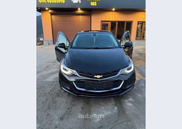 Chevrolet Cruze 2017 — photo 1