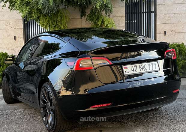 Tesla Model 3 2022 — լուսանկար 4