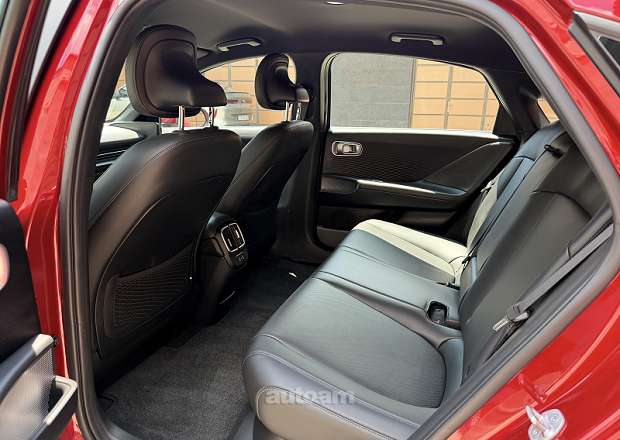 Hyundai Ioniq 2023 — լուսանկար 9