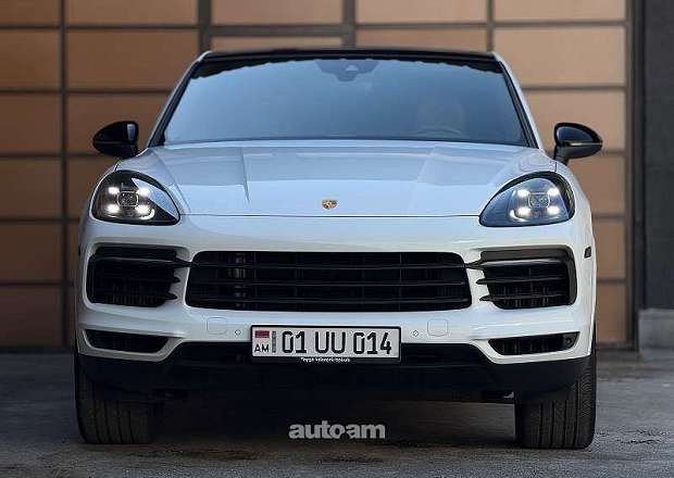 Porsche Cayenne Coupe