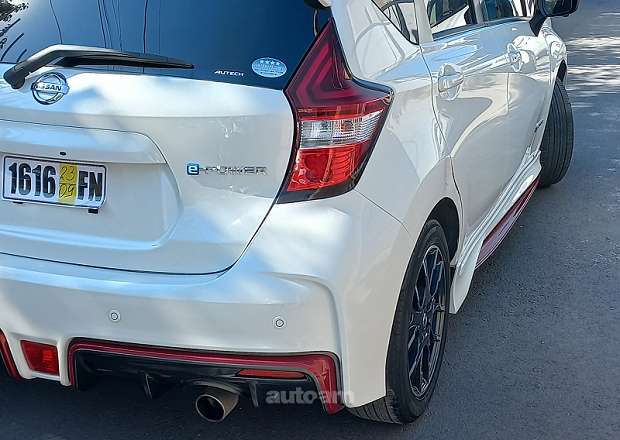Nissan Note 2017 — լուսանկար 4