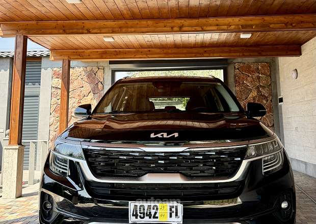 Kia Seltos 2023 — լուսանկար 12