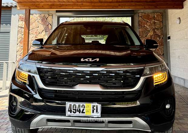 Kia Seltos 2023 — լուսանկար 11