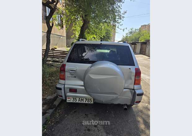 Toyota Rav 4 2001 — լուսանկար 3