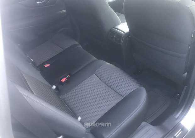 Nissan Rogue 2018 — լուսանկար 11
