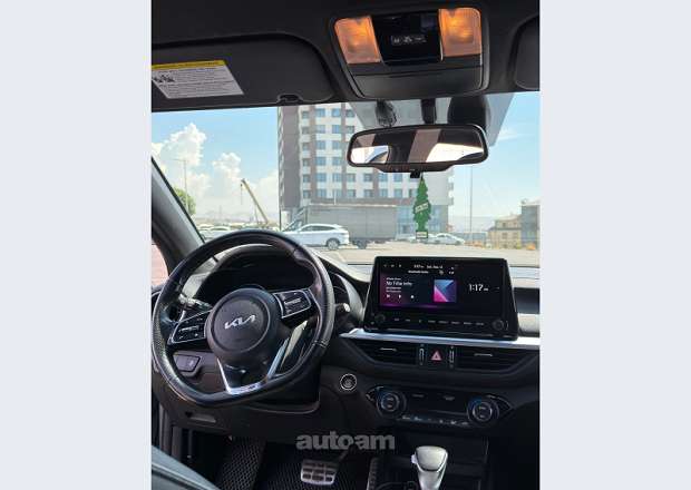 Kia Forte 2022 — photo 2