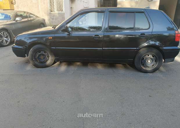 Volkswagen Golf 1997 — լուսանկար 1
