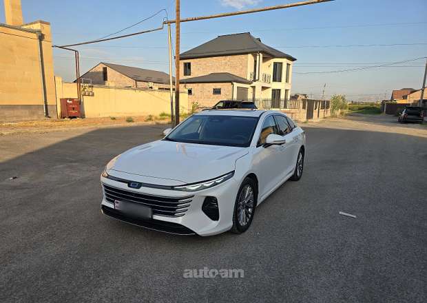 FAW Besturn B50 2025 — photo 1
