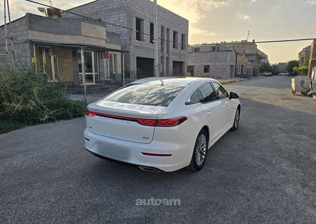 FAW Besturn B50 2025 — photo 4