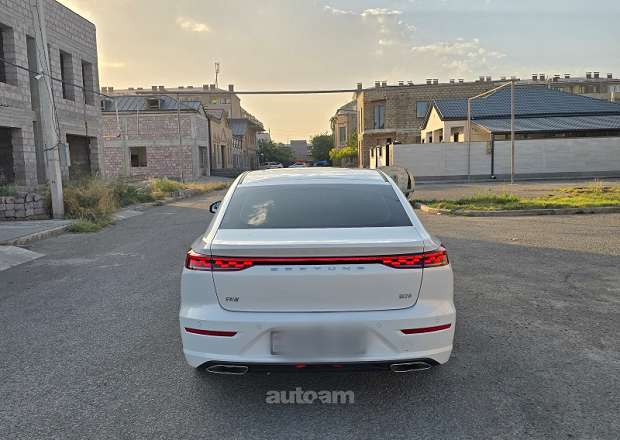 FAW Besturn B50 2025 — photo 6