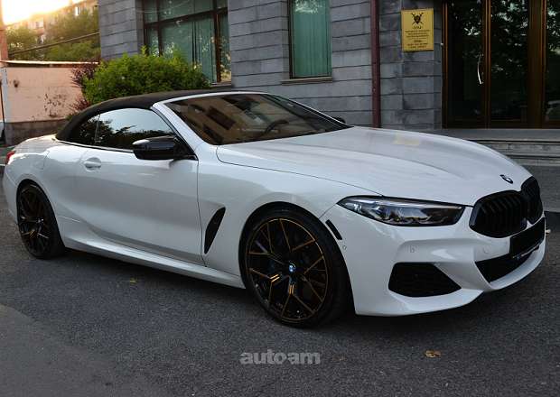BMW 850