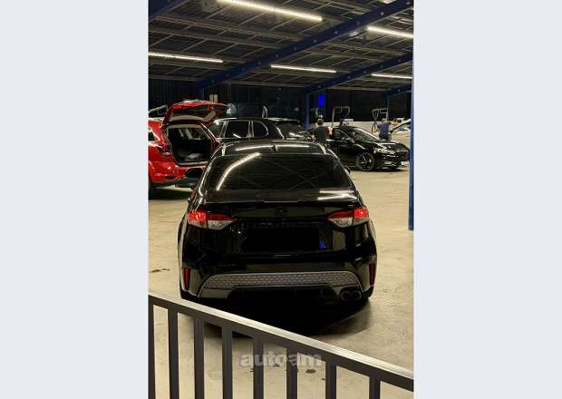 Toyota Corolla 2020 — photo 4