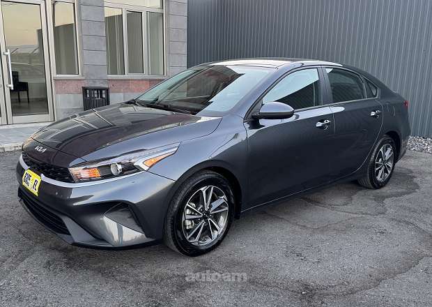 Kia Forte 2023 — լուսանկար 4