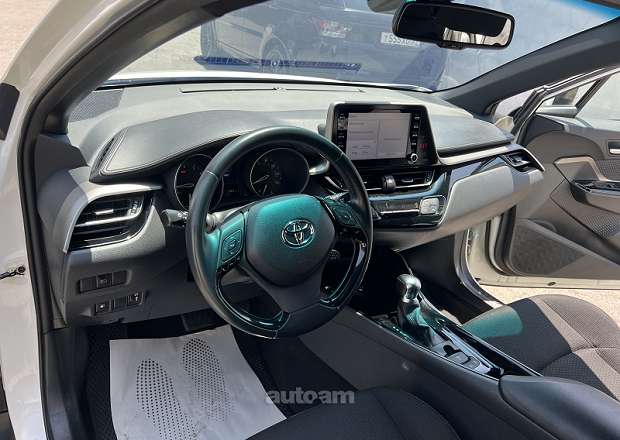 Toyota C-HR 2020 — լուսանկար 7
