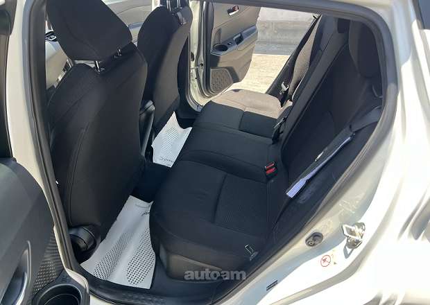 Toyota C-HR 2020 — լուսանկար 8