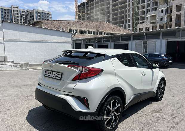 Toyota C-HR 2020 — լուսանկար 5