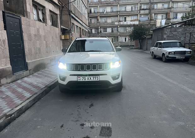 Jeep Compass 2021 — լուսանկար 2