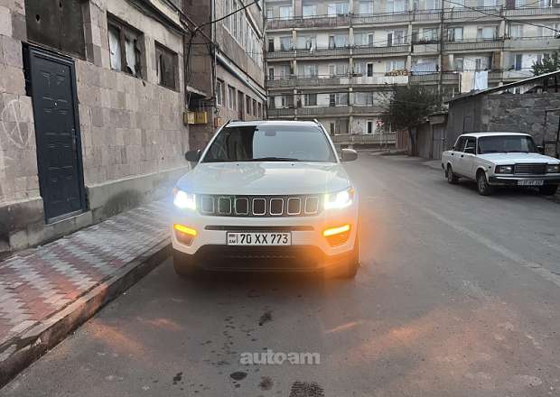 Jeep Compass 2021 — լուսանկար 3