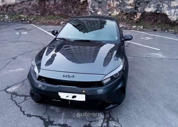 Kia Forte 2024 — լուսանկար 2