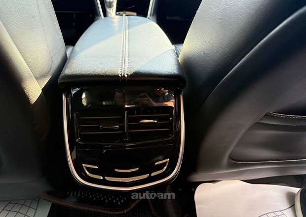 Cadillac XTS 2019 — photo 4