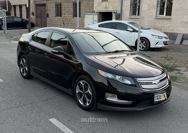 Chevrolet Volt 2013 — լուսանկար 1
