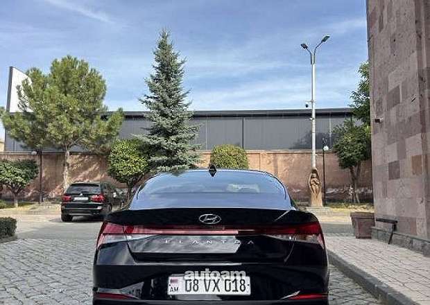 Hyundai Elantra 2023 — լուսանկար 6