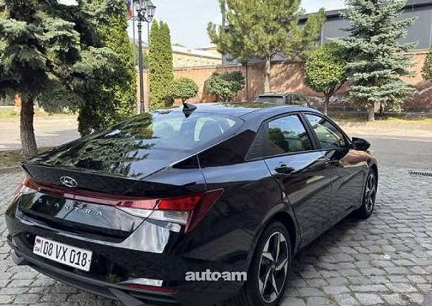 Hyundai Elantra 2023 — լուսանկար 7