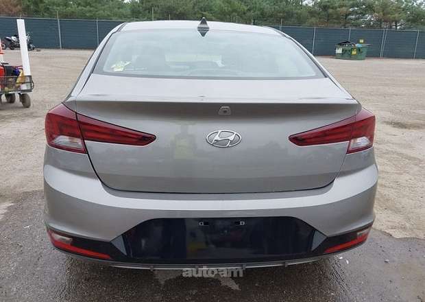 Hyundai Elantra 2020 — լուսանկար 5