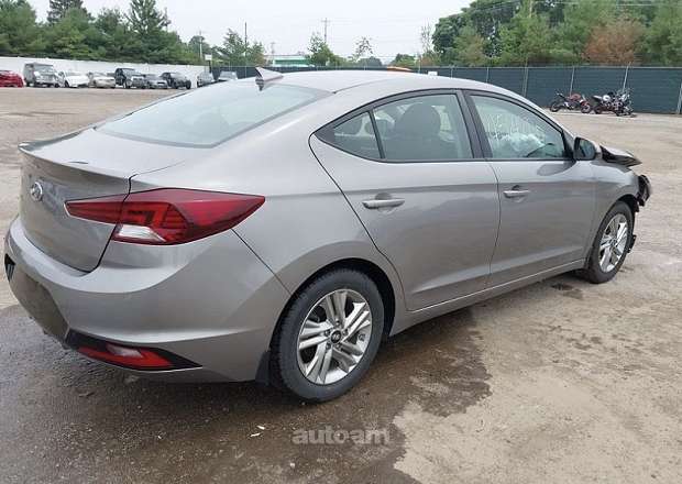 Hyundai Elantra 2020 — լուսանկար 3