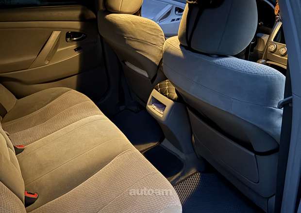 Toyota Camry 2011 — լուսանկար 8