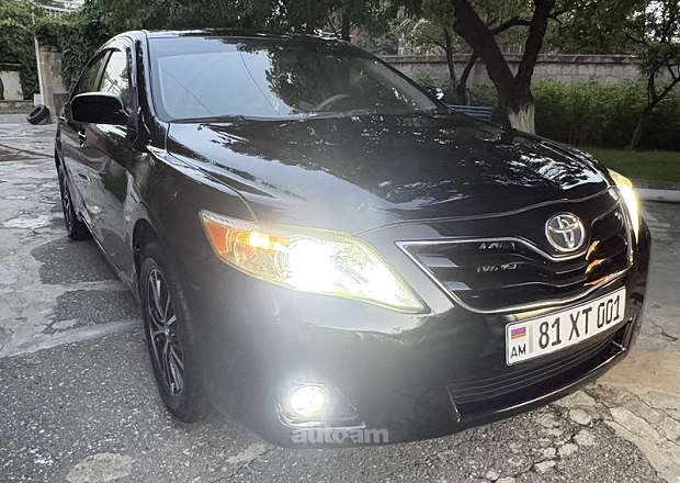 Toyota Camry 2011 — լուսանկար 4