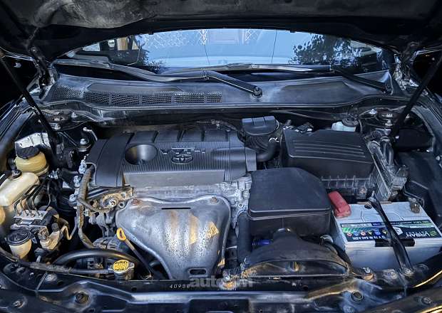 Toyota Camry 2011 — լուսանկար 9