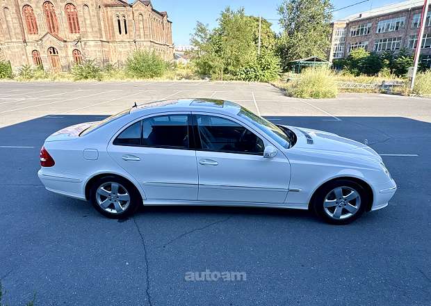 Mercedes-Benz E 350 2005 — լուսանկար 11