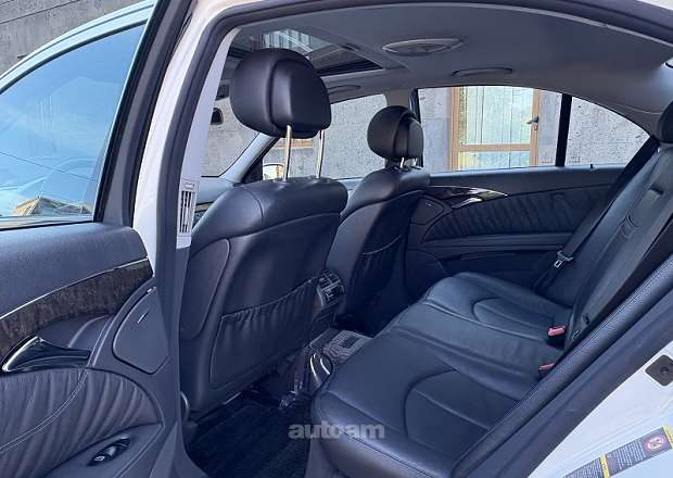 Mercedes-Benz E 350 2005 — լուսանկար 15