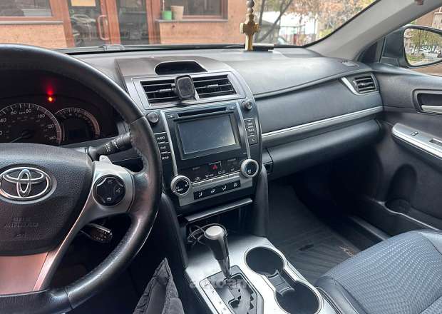 Toyota Camry 2014 — լուսանկար 7