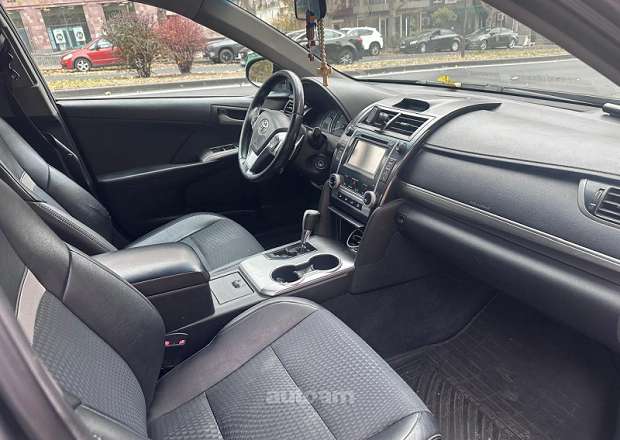 Toyota Camry 2014 — լուսանկար 8