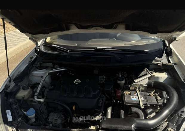 Nissan Qashqai 2012 — լուսանկար 13