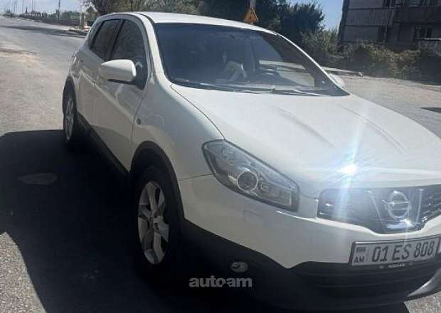 Nissan Qashqai 2012 — լուսանկար 7